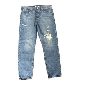 Levi’s Wedgie Medium Wash Distressed Jeans Size 32